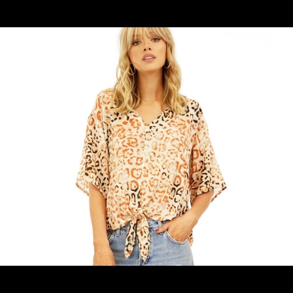Veronica m top
